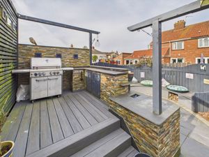 Outdoor kitchen/barbecue area- click for photo gallery
